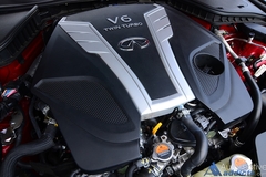Selling with online payment: 2019 Infinity Q50 - Engine