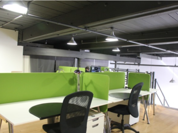 Available by Request: Saint-Henri (at Nuage B) 1 Desk