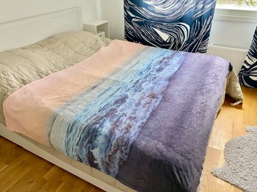 Myydään: Soft blanket with sea print, 195x155 cm