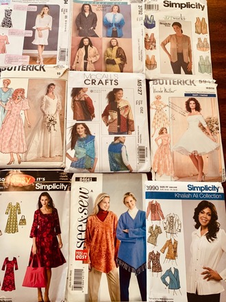 Lot of 25 Variety Mix Vintage Sewing Patterns