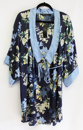 50 Assorted Womens Summer Kimonos / Outerwear / Cover ups / Tops