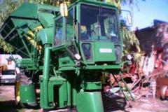 En alquiler: ASPIRADORA TODO TERRENO AUTO-PROPULSADA.