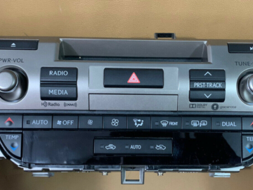 Selling with online payment: 2018 RX350 - Radio Audio