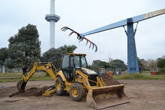 En alquiler: CAT 416 E 4X4 / 4X2