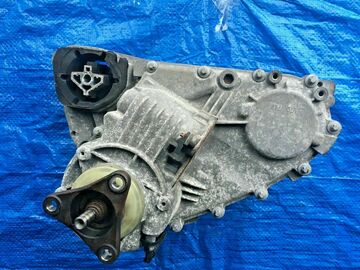 Selling with online payment: BMW X5 X6 E70 E71 2007-2010 3.0D 3.0L ATC 700 TRANSFER CASE