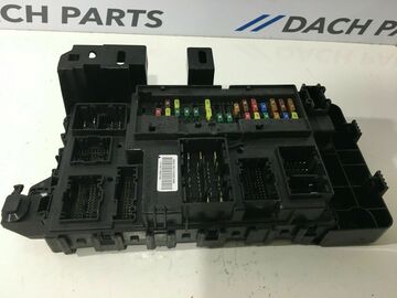 Selling with online payment: Ford Mustang 2015-2018 Fuse Box Smart Junction