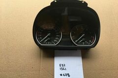 Selling with online payment: Bmw 135i e82 speedometer