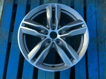 Selling with online payment: BMW 18'' F48 X1 F39 X2 M Double Spoke 570M Wheel 7.5x18