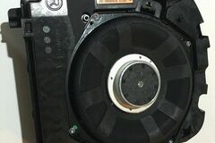 Selling with online payment: BMW 535i F10 PASSENGER SIDE SUBWOOFER SPEAKER