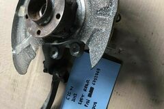 Selling with online payment: Bmw 535xi F10 Hub Left Rear