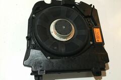 Selling with online payment: BMW 550I F10 FRONT LEFT SIDE SUBWOOFER SPEAKER