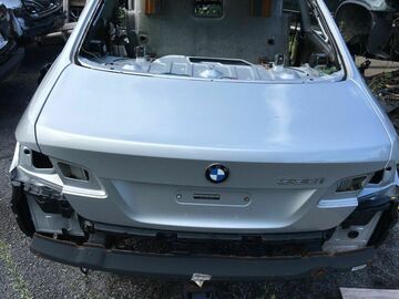 Selling with online payment: Bmw E92 Silver Metallic Trunk