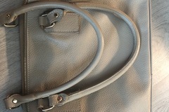 Myydään: Leather Italian bag