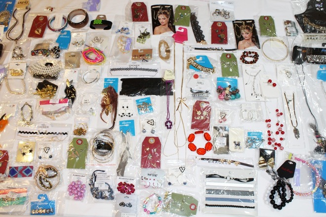 Huge Value 200 Piece Assorted Brand New Jewelry Lot
