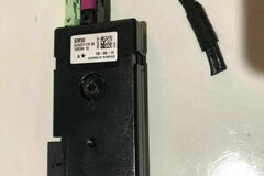 Selling with online payment: BMW F30 325i 328i OEM Antenna Module Unit