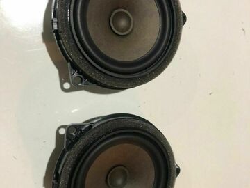 Selling with online payment: BMW F30 Front Doors Speakers OEM