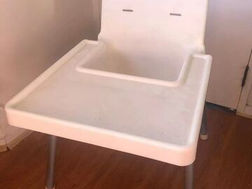 For Sale: Baby Chair for Sale only 10NZD