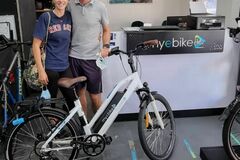 Weekly Rate: Fun & Comfortable E-Bike - Great for Touring