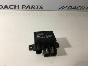 Selling with online payment: Bmw X5 E70 2007-2013 Trunk Relay Cooling Fan Module