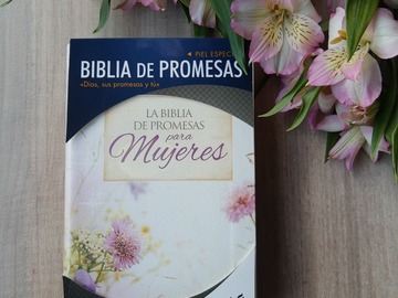 Servicios : Biblia De Promesas Compacta Floral Reina Valera 1960 