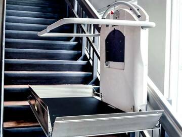 SPECIALTY: Inclined Platform Lift | Xpress II