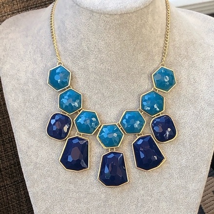 30 High End Boutique Statement Necklaces