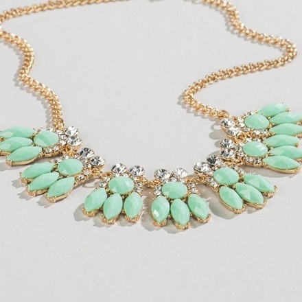 30 High End Boutique Statement Necklaces