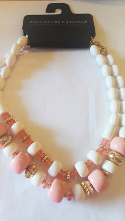 30 High End Boutique Statement Necklaces
