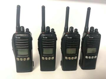 Selling with online payment: ICOM IC-F3161DS Handheld Radio Transceiver VHF 136-174