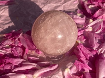 Selling with online payment: Rose Quartz Crystal Ball 