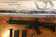 Selling: Classic Army M4 w/ accessories