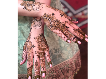 Booking Request (with pricing): Henna artist in London