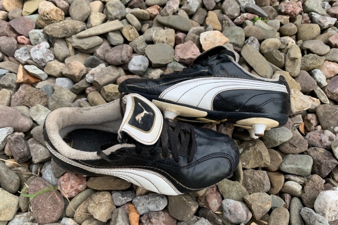 childrens size 13 football boots