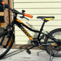 Selling with online payment: Giant XTC Kids 20" Bike