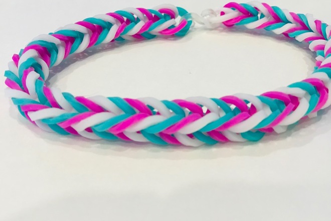 Rainbow Loom Bracelet - Fishtail, white, teal, and hot pink - South Shore  Children