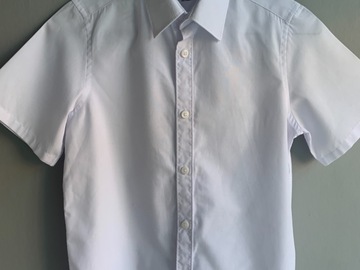FREE: Age 9-10 - M&S Short Sleeve White Shirt
