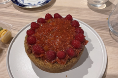 Selling: Vegan raspberry and rhubarb cake 
