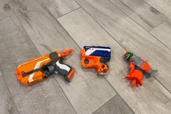 Selling with online payment: Three nerf guns good condition 