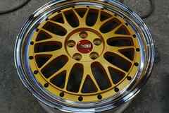 Selling: BBS LM090