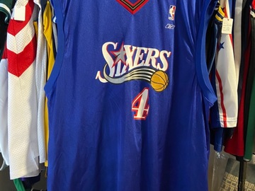 Selling A Singular Item: Vintage Reebok Mens XXL Philadelphia Sixers Chris Webber Jersey