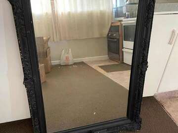 For Sale: Classical Mirror for Sale only 40NZD