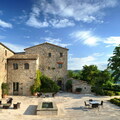 Villas For Rent: Arrighi  |  Castello di Reschio Estate  |  Umbria