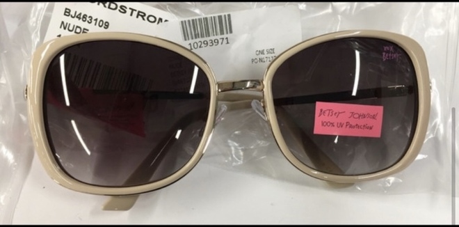 Mixed lot of 20 high end Sunglasses sunnies shades