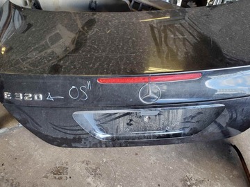 Selling with online payment: B0110 2005 Mercedes E320 trunk lid