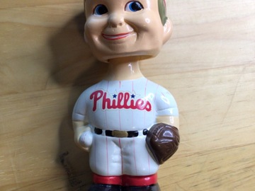 Selling A Singular Item: Phillies Ceramic Bobble Head