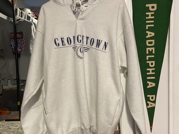 Selling A Singular Item: Vintage Gray Mens Large Georgetown Hoyas Pullover Hoodie 