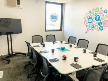 Hourly Booking: Boardroom