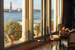 Suites For Rent: Palladio and Dogaressa Suites  │  Hotel Cipriani  │  Venice