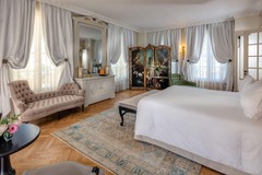 Suites For Rent: Suite  |  Villa Saint-Ange  |  Aix-en-Provence