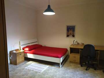 Rooms for rent: From 26/8  Large room in Pieta for FEMALE STUDENT only